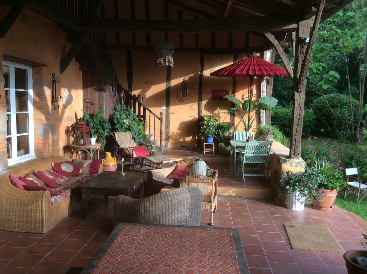 Domaine De Hongrie Hotel Nogaro Buitenkant foto