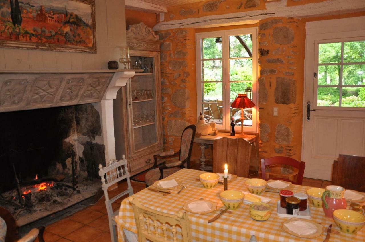 Domaine De Hongrie Hotel Nogaro Buitenkant foto